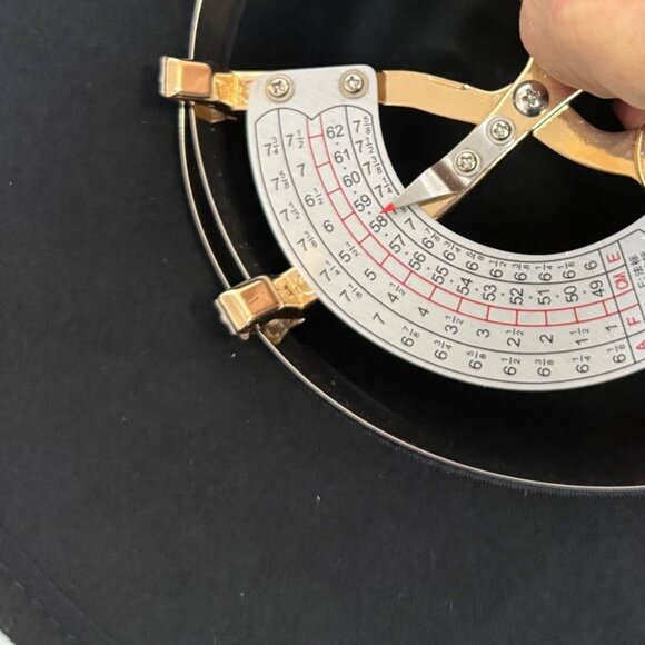 Apt 9 Black Wool Cloche Hat Gold Horsebit Detail Womens Fashion Vintage Style - Picture 12 of 16